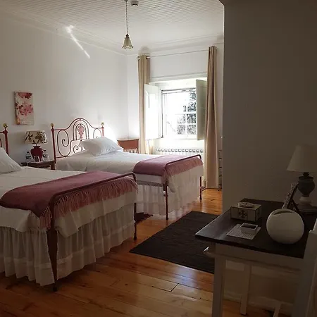 Quinta Da Vargem Гостевой дом Уньяйш-да-Серра